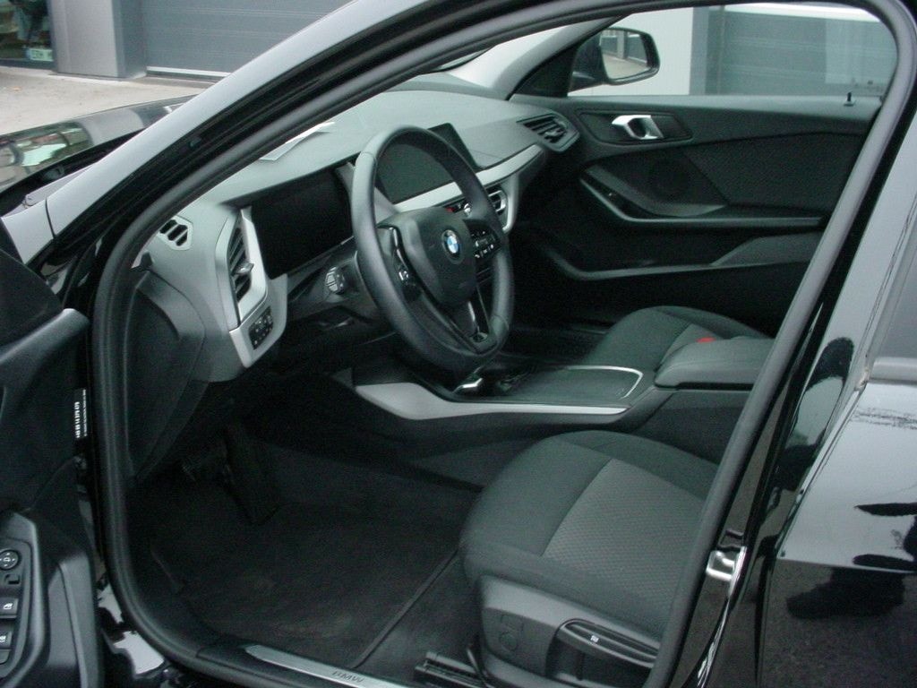 BMW 118i Advantage *LED*DAB*PDC*WLAN* foto 11