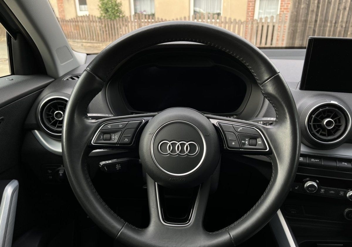 Audi Q2  35 TDI sport *AHK *SHZ foto 13