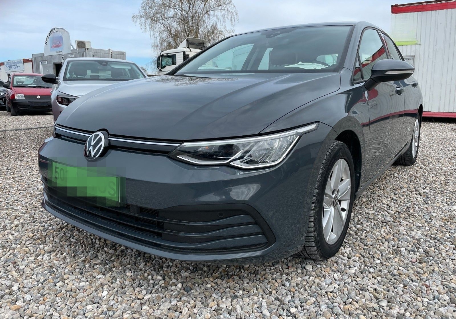 Volkswagen Golf VIII Lim. 1.5 eTSI LED PDC Ambiente foto 1