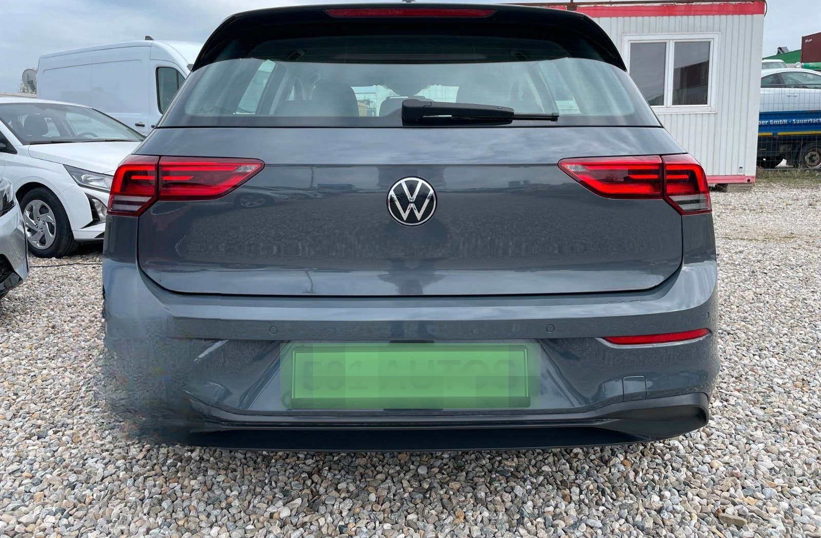 Volkswagen Golf VIII Lim. 1.5 eTSI LED PDC Ambiente foto 4