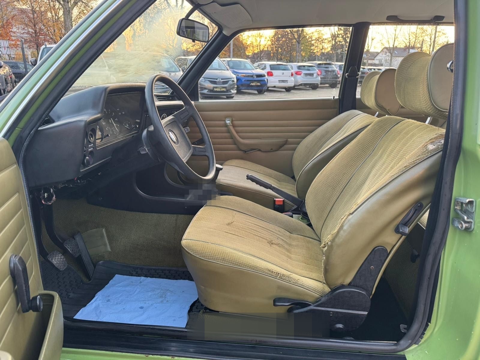 BMW 318 Coupe nur 44000km-Tüv Neu-Oldtimer-Rostfrei foto 13