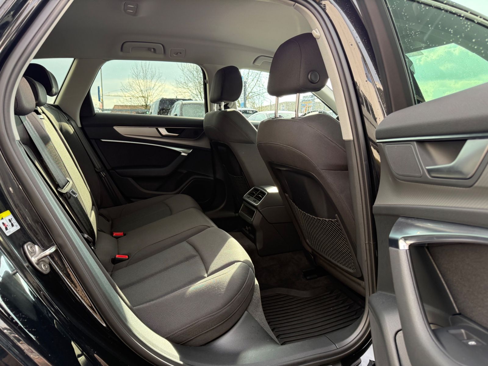 Audi A6 40 TDI quattro sport *1. Hand *AHK *Standhei. foto 9