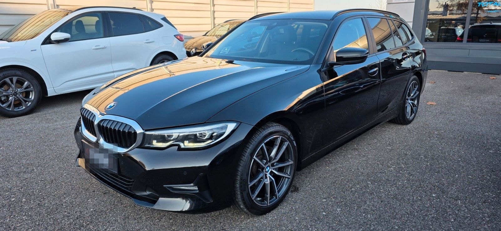 BMW 320d Sport/Navi/Cockpit/LED/Tempo/Leder/Carplay foto 1
