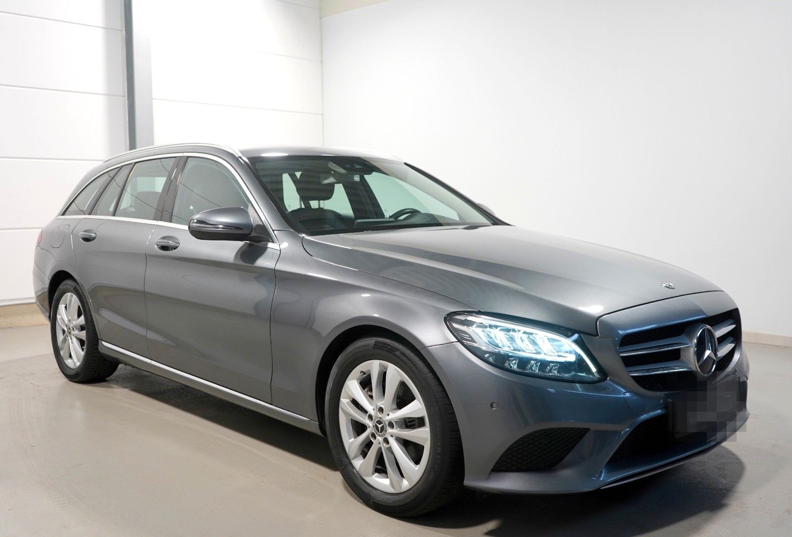 Mercedes-Benz C 220d T Avantgarde*KAMERA*LED*LEDER*1.HAND foto 1