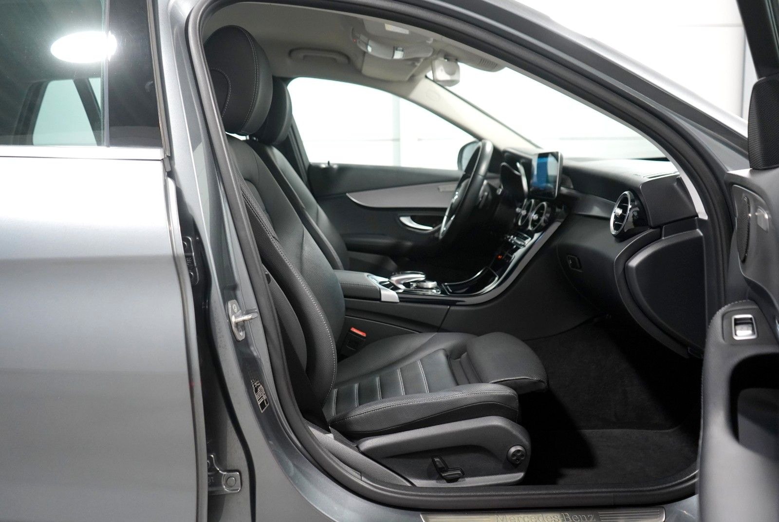 Mercedes-Benz C 220d T Avantgarde*KAMERA*LED*LEDER*1.HAND foto 21