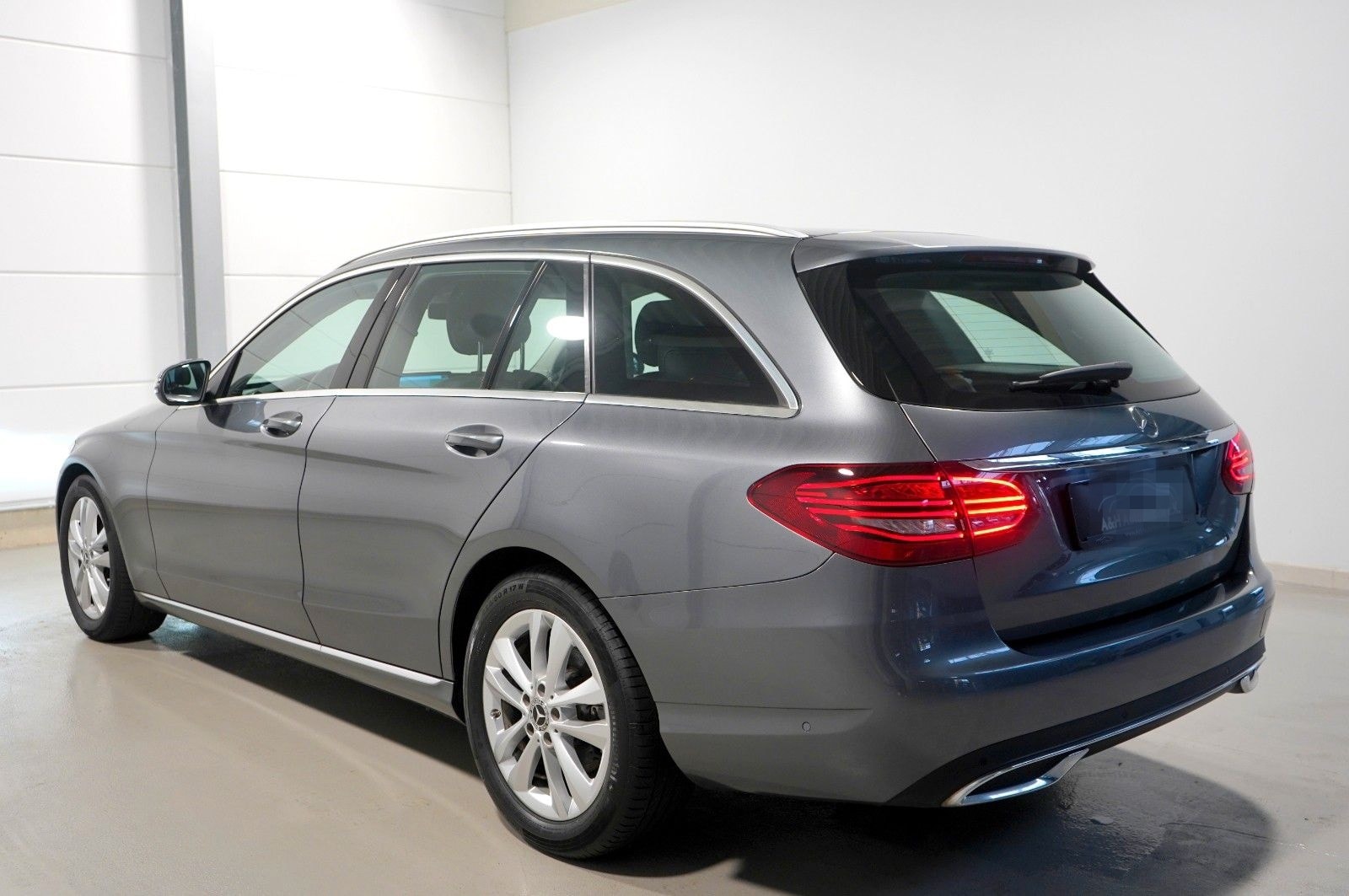 Mercedes-Benz C 220d T Avantgarde*KAMERA*LED*LEDER*1.HAND foto 4