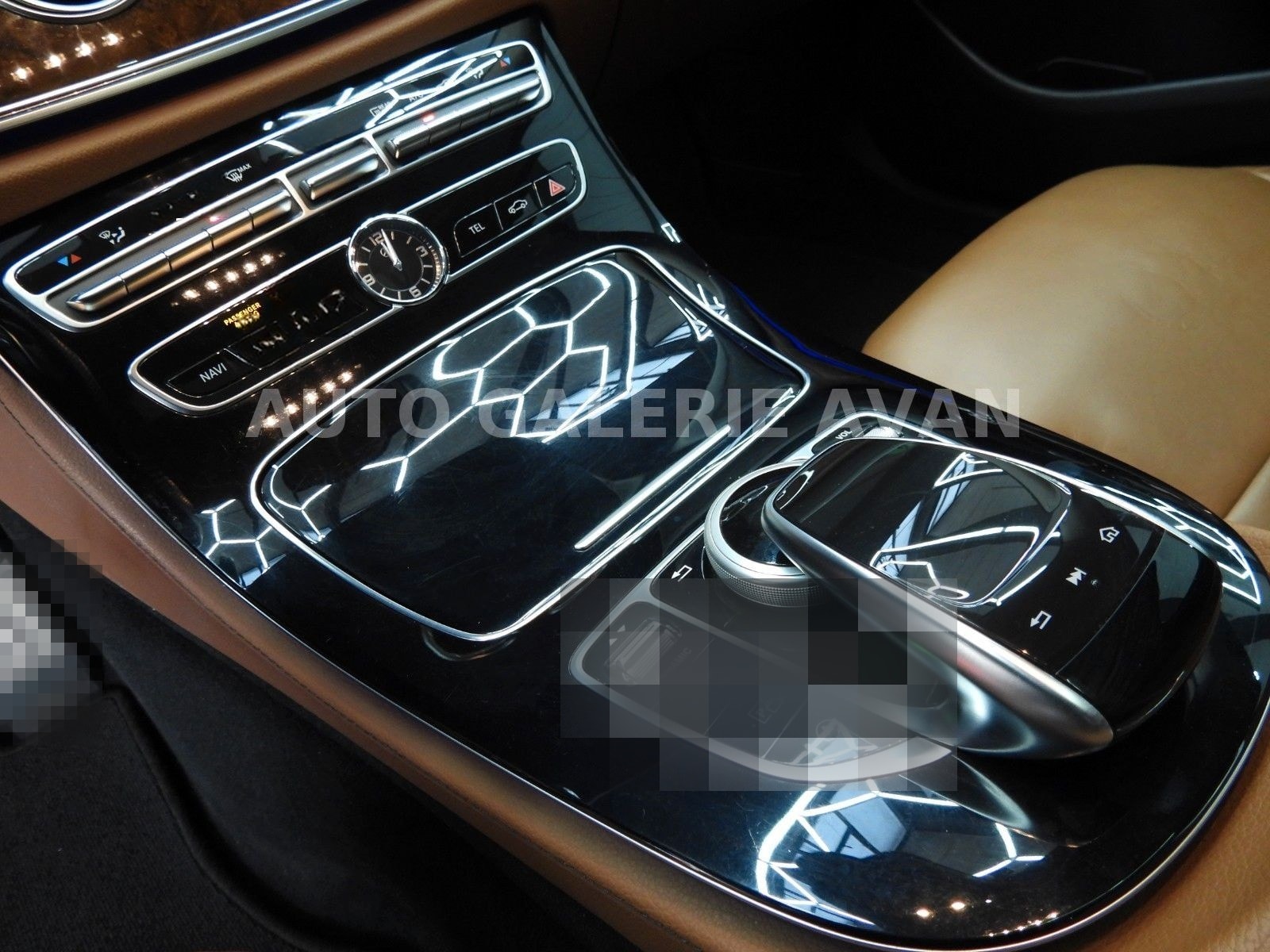 Mercedes-Benz E 220 D T AMG LINE/WIDESCREEN/MULTI/MEMORY/360°/ foto 21
