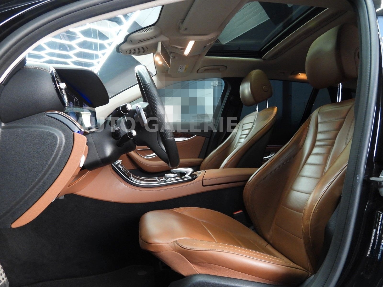 Mercedes-Benz E 220 D T AMG LINE/WIDESCREEN/MULTI/MEMORY/360°/ foto 10