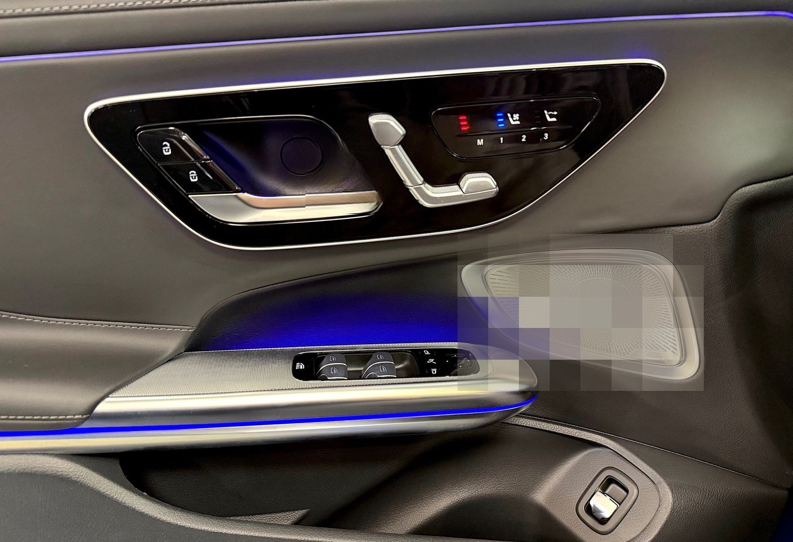 Mercedes-Benz CLE 300 Cabrio 4Matic AMG Line Premium Plus foto 16