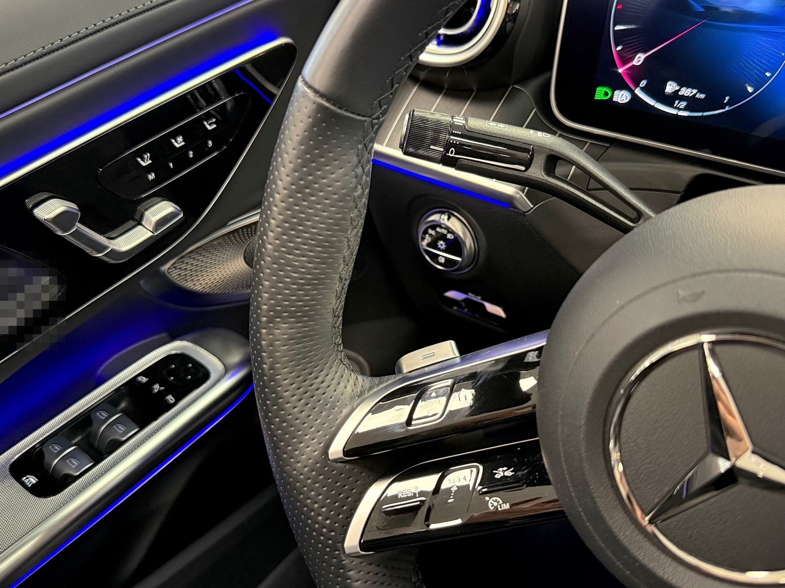 Mercedes-Benz CLE 300 Cabrio 4Matic AMG Line Premium Plus foto 17