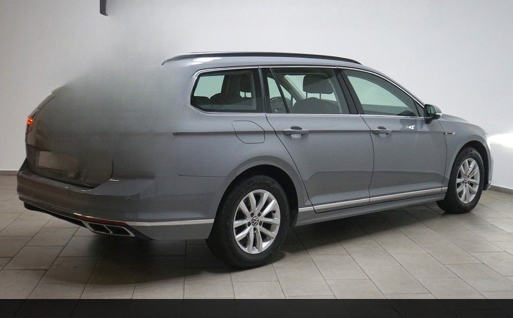Volkswagen Passat 2.0TDI DSG R-Line Pano AHK LEDER NAVI LED foto 4