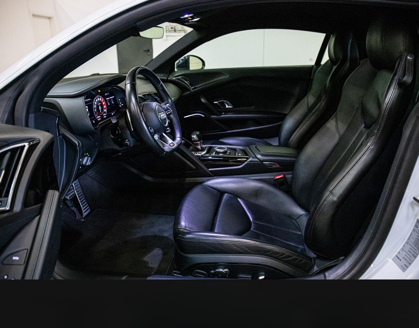 Audi R8 Coupe quattro MAGNETIC LASER B&O SUZUKAGRAU foto 9