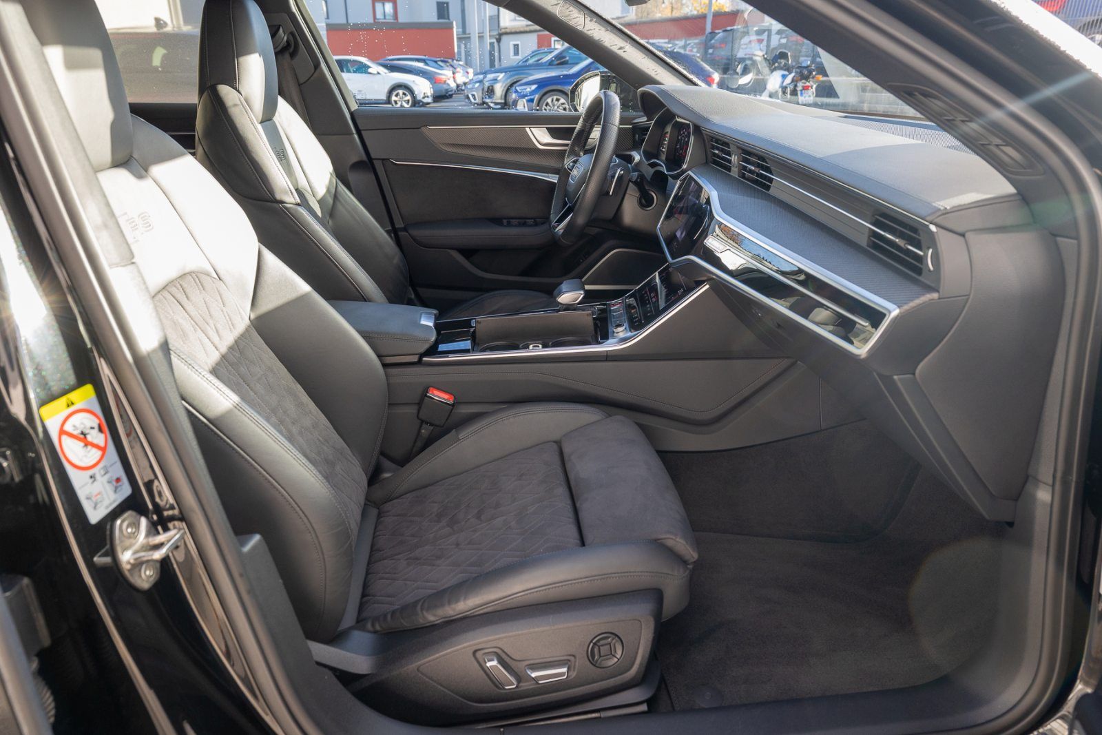 Audi RS6 Avant 4.0 TFSI qu. tiptr. (HD Matrix, HuD, S foto 4