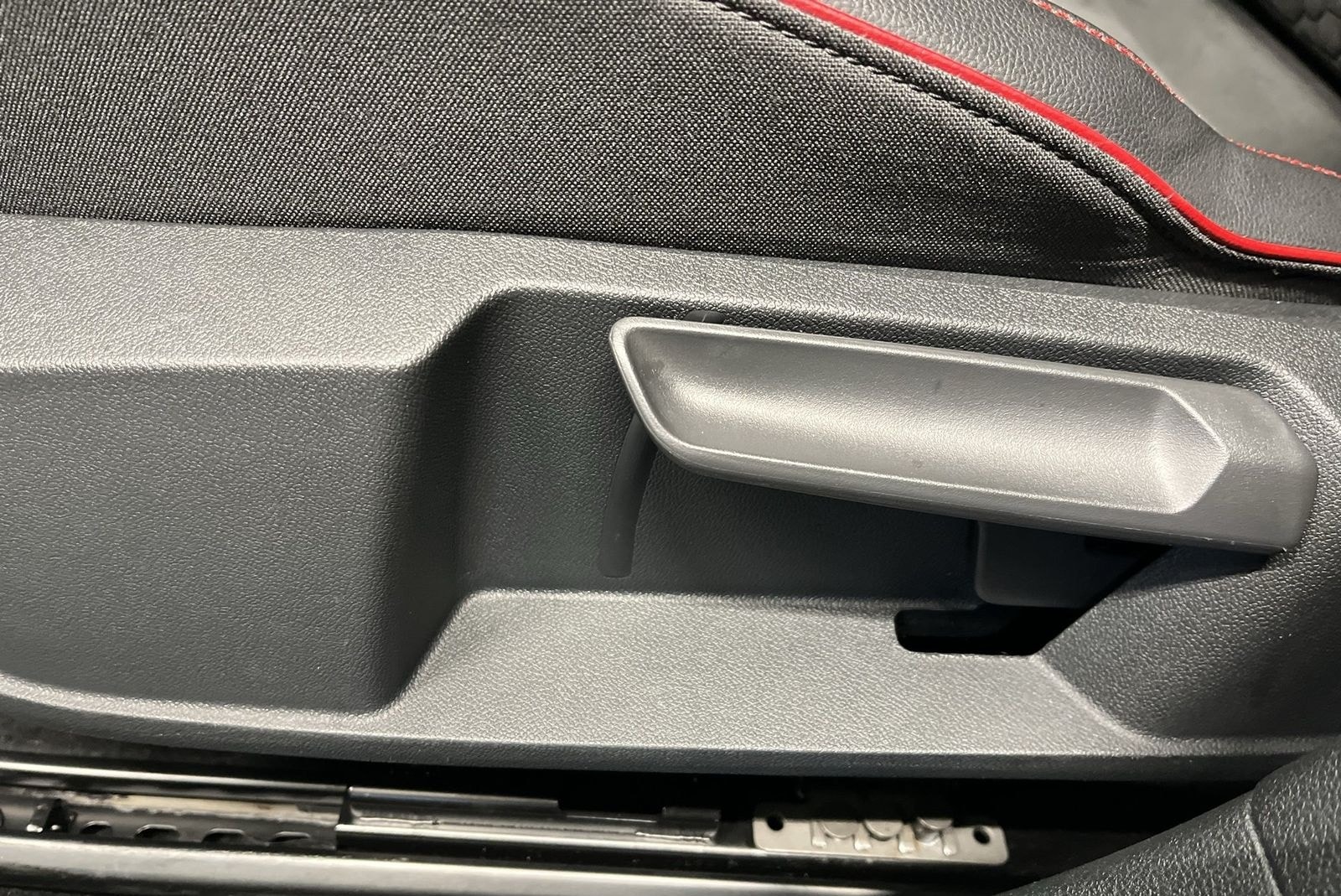 Volkswagen Golf VIII 2.0 TSI DSG GTI Clubsport ACC AUT LED foto 11