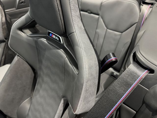 BMW M4 Cabrio Competition CARBON SITZE foto 11