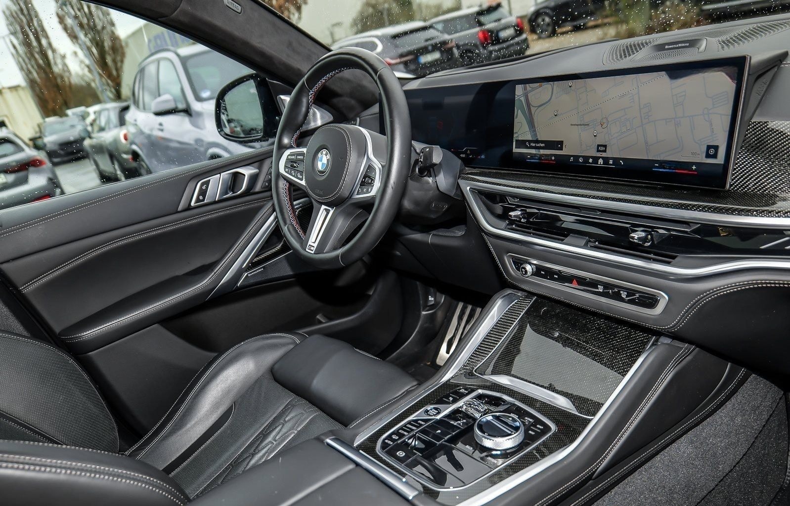 BMW X6 M60i xDrive M Sport PANO HUD ACC RFK NAVI LED foto 16