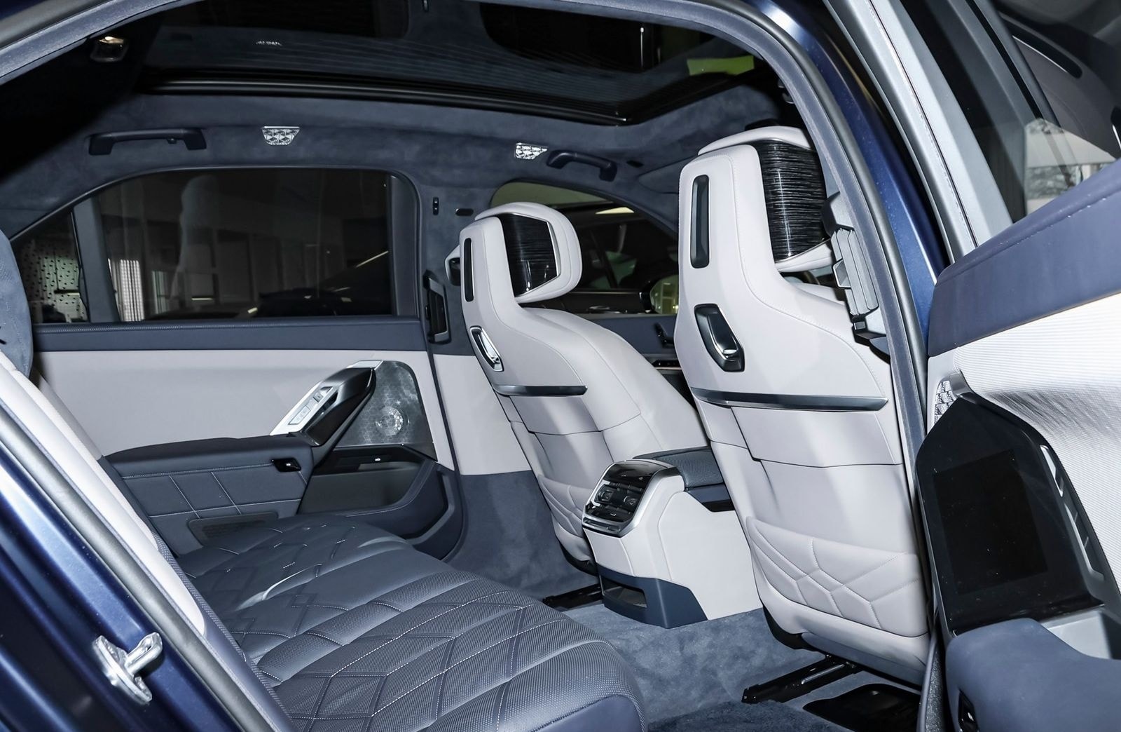 BMW 750e xDrive M Paket Pro foto 9