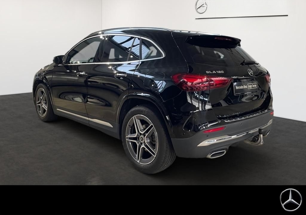 Mercedes-Benz GLA 180 AMG AHK Pano LED KeyLess SHZ Sport Navi foto 4
