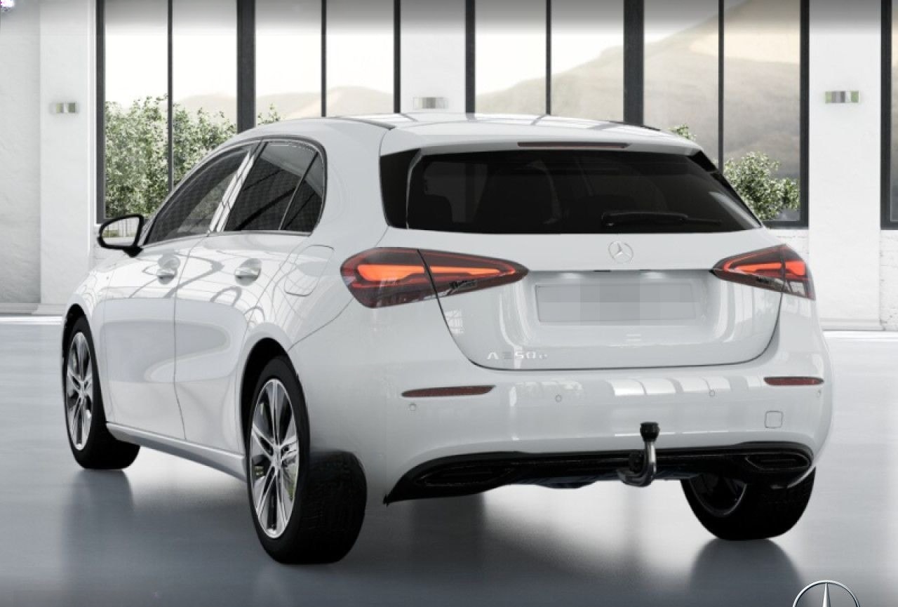 Mercedes-Benz A 250 e PROGRESSIVE+NIGHT+PANO+AHK+MULTIBEAM+8G foto 18