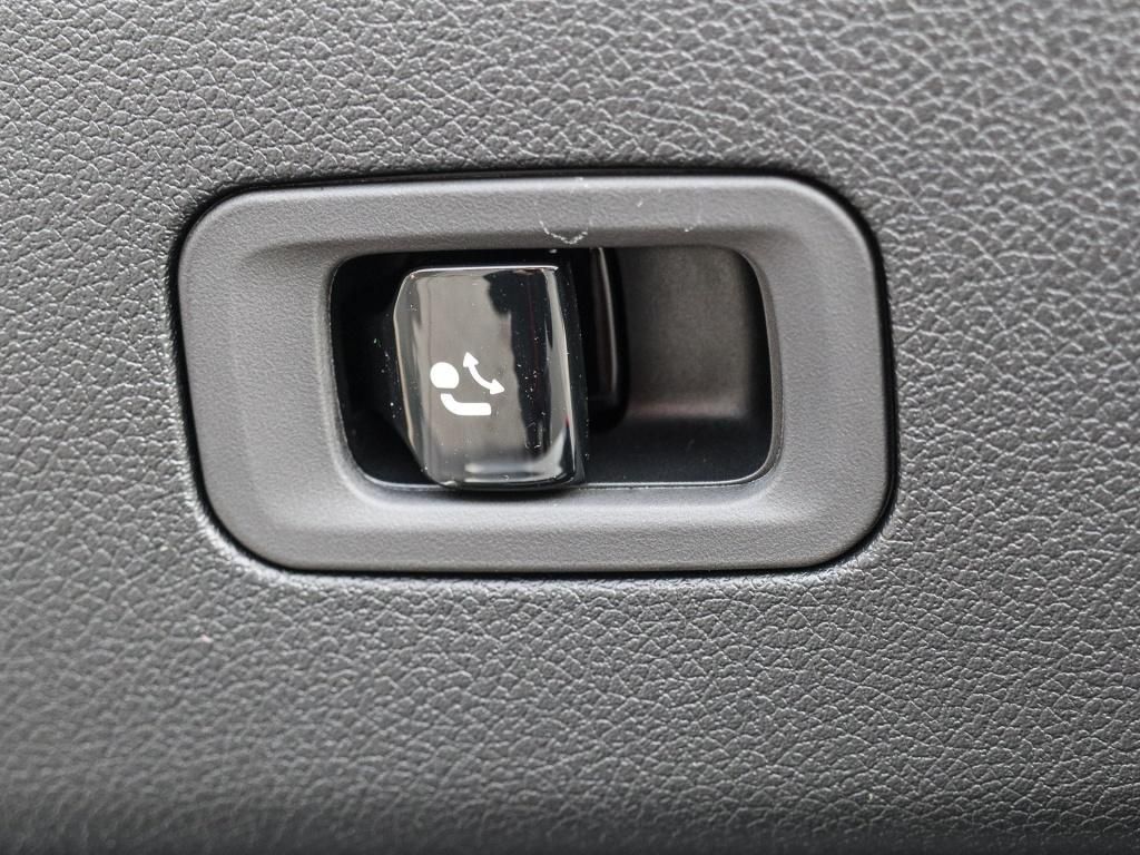 Mercedes-Benz CLA 350 4MATIC mit EQ Technologie AMG-Sport+Burm foto 19