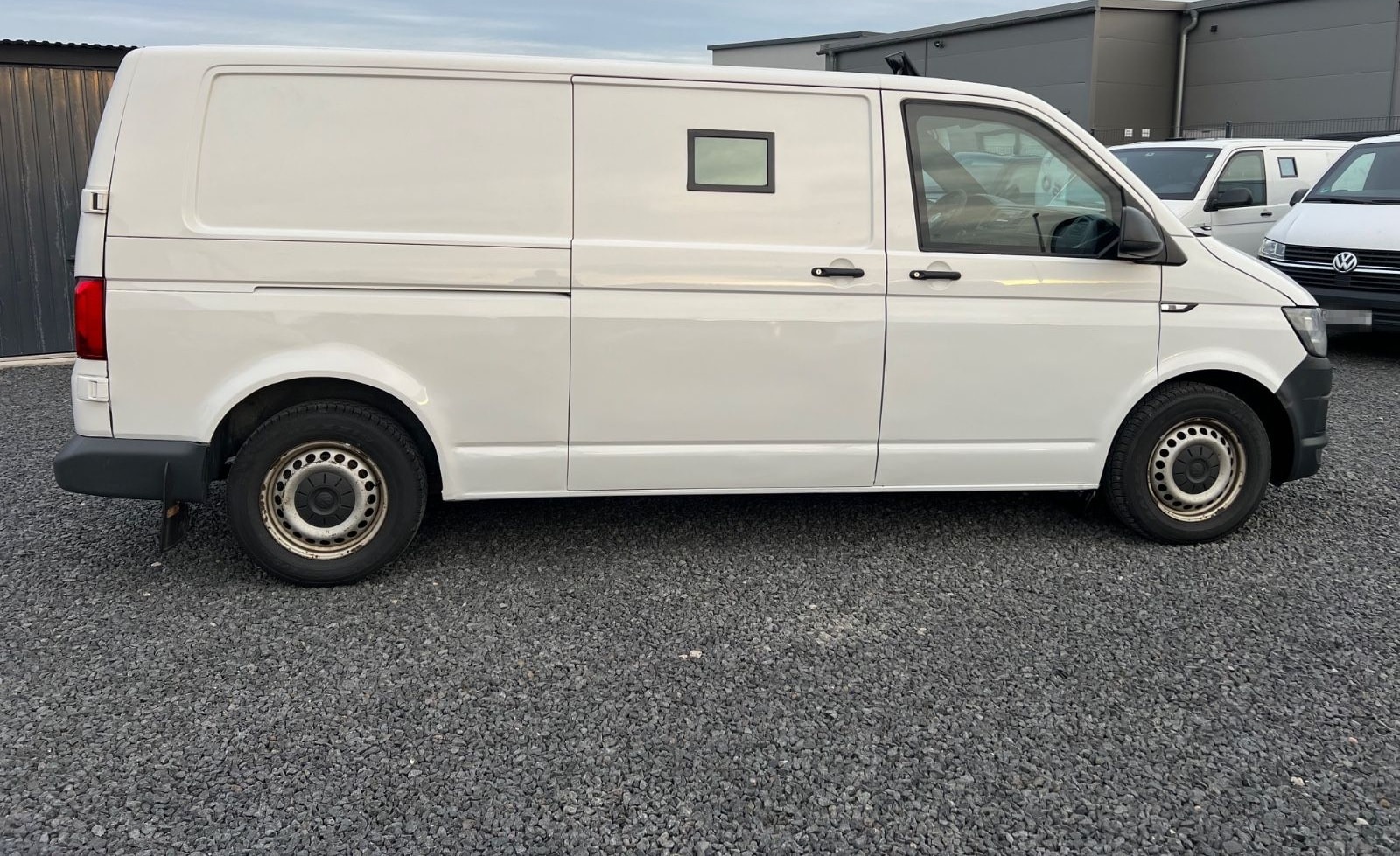 Volkswagen T6 Lang*GELDTRANSPORTER*GEPANZERT*ARMORED*140PS* foto 6