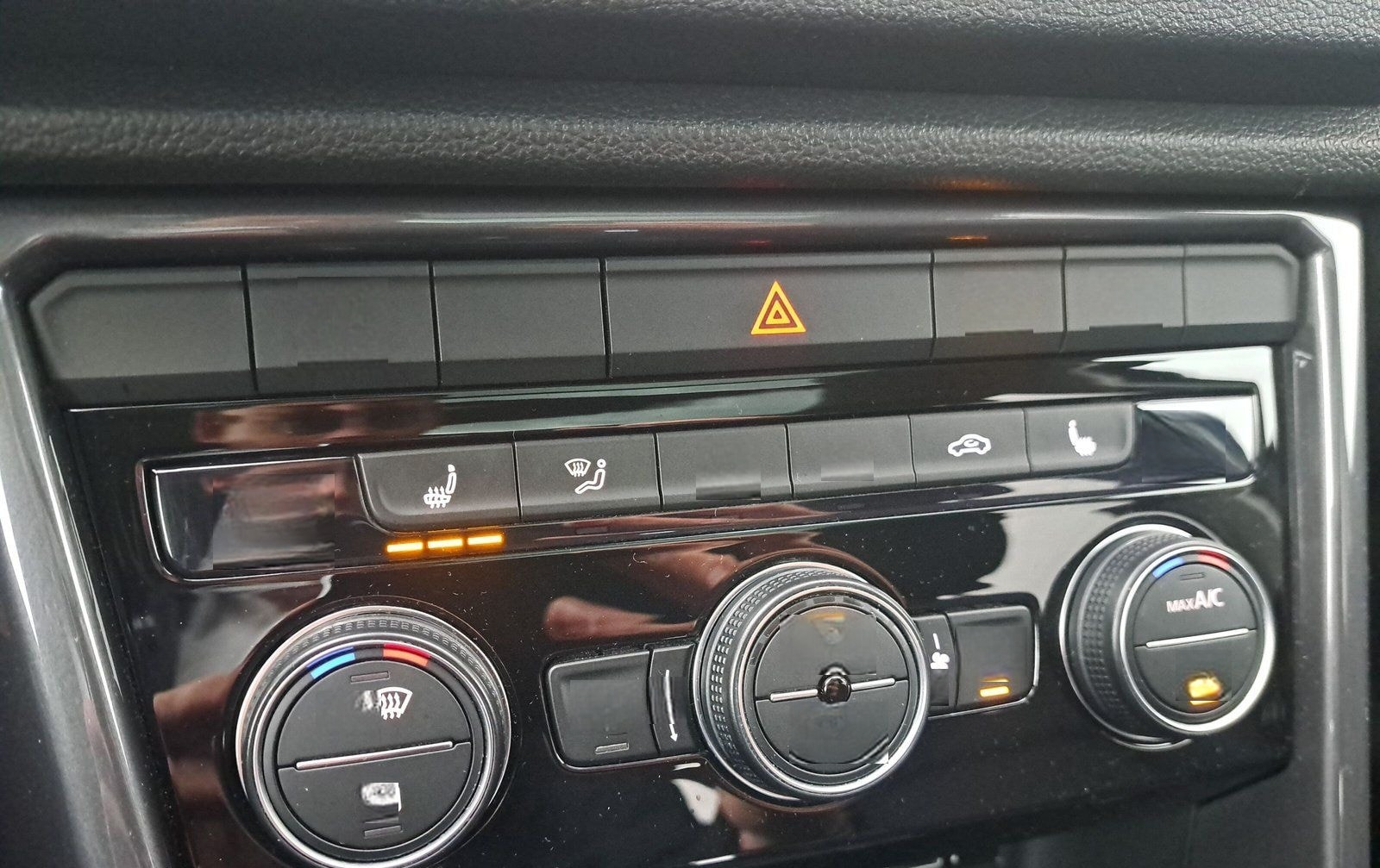 Volkswagen T-Roc 1.5 TSI ACT IQ.DRIVE OPF foto 13