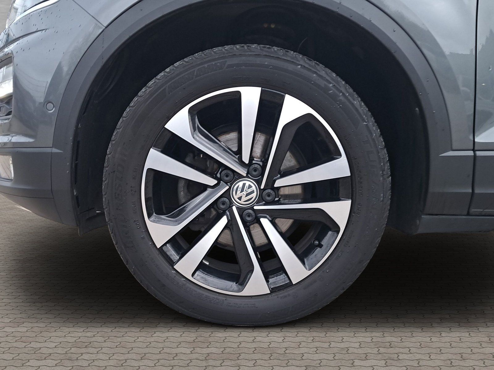 Volkswagen T-Roc 1.5 TSI ACT IQ.DRIVE OPF foto 3