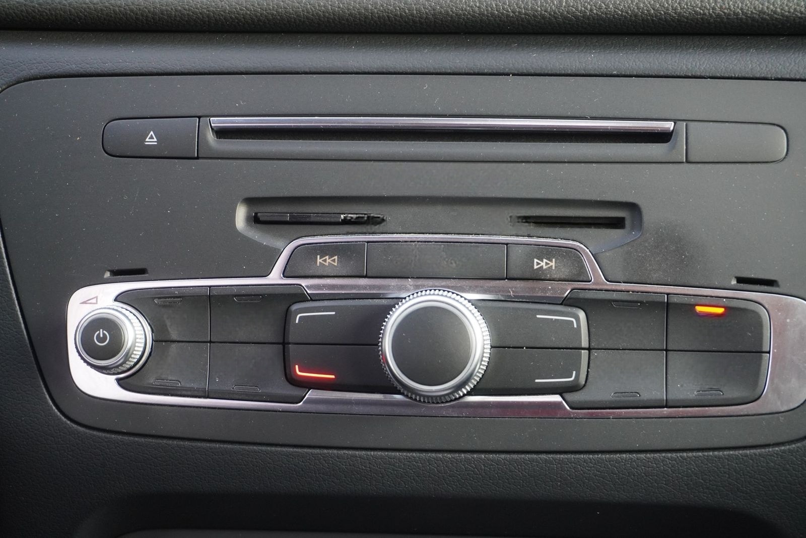 Audi Q3 1.4 TSI S-Tronic LED Navi Tempomat PDC foto 14