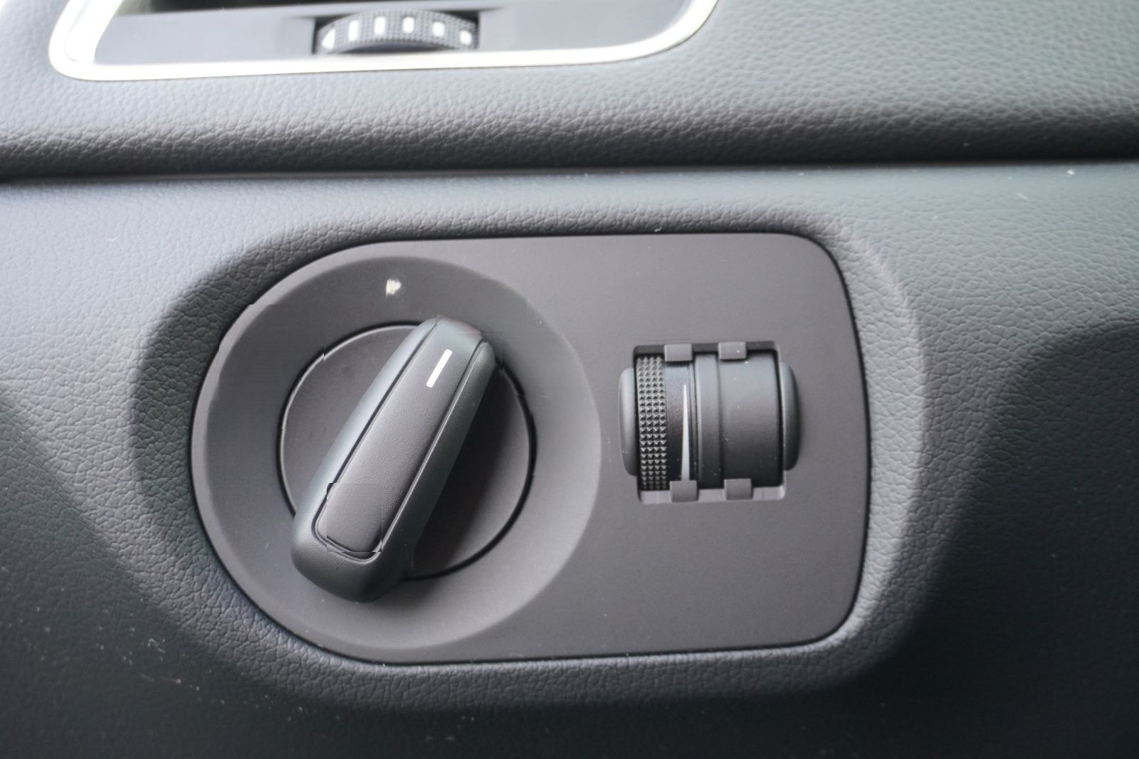 Audi Q3 1.4 TSI S-Tronic LED Navi Tempomat PDC foto 20