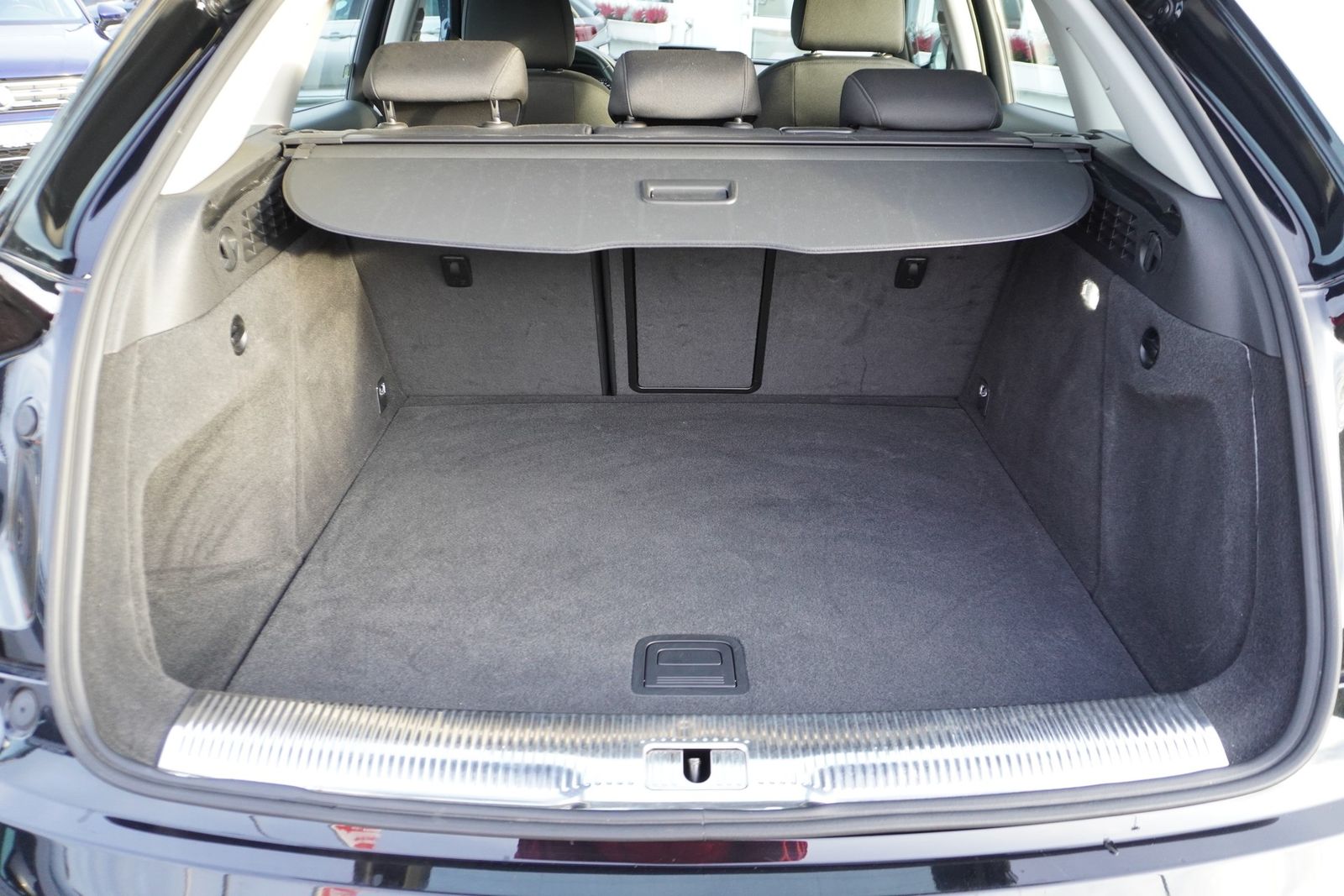 Audi Q3 1.4 TSI S-Tronic LED Navi Tempomat PDC foto 8