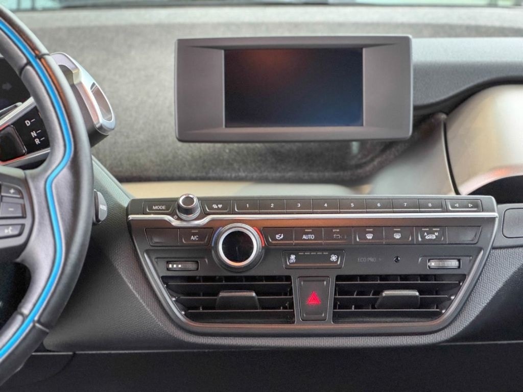 BMW i3 s Temp+PDC+Klimaautom+LED DW 0,25% foto 12