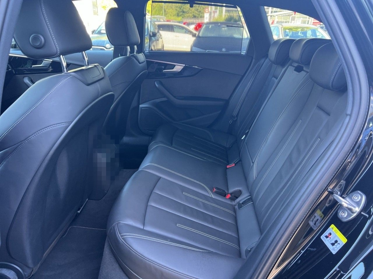 Audi A4 Avant 40 TFSI S line +AHK+Matrix+RFK Klima foto 8