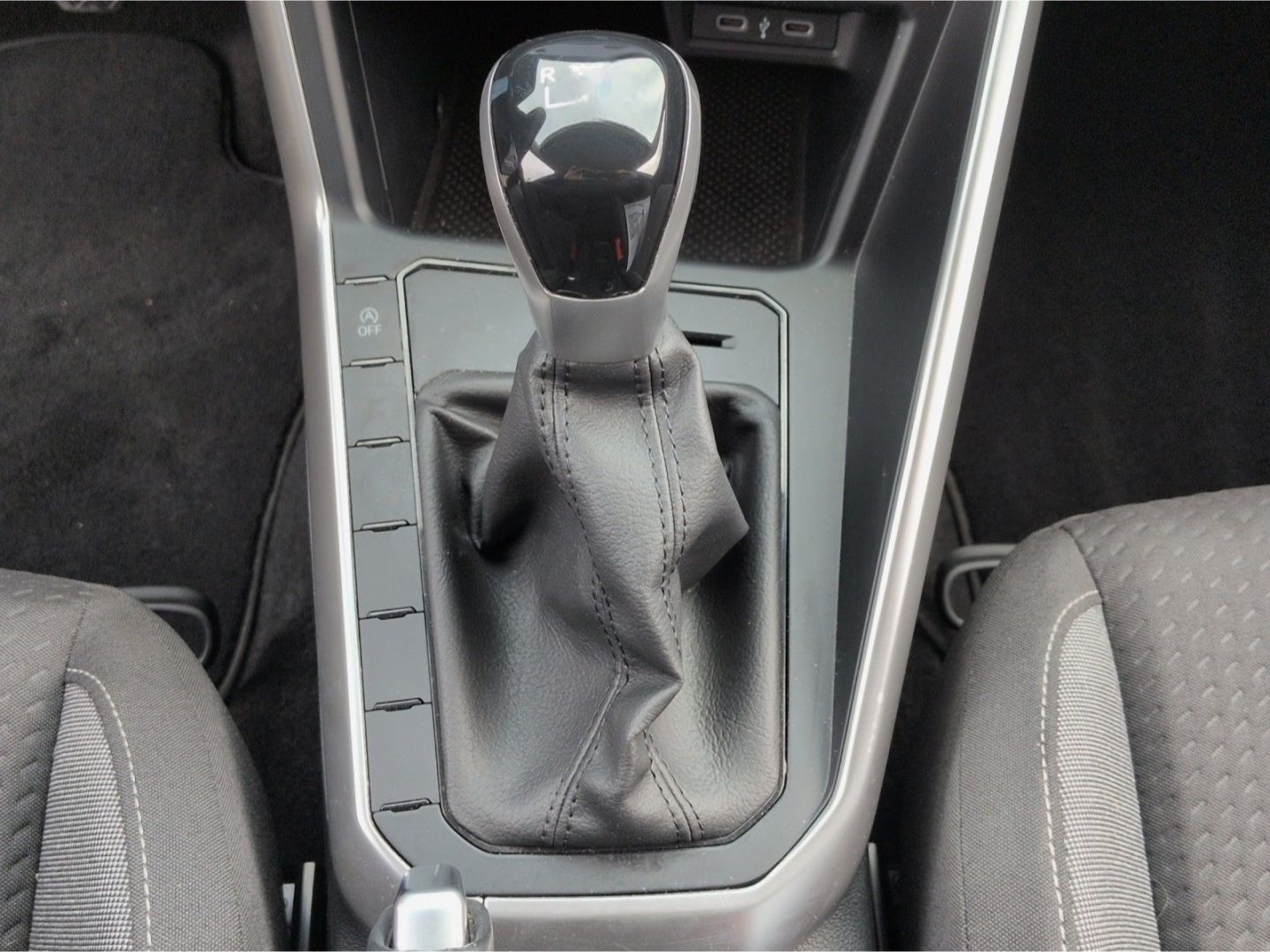 Volkswagen Polo Life 1.0TSI*ACC LED Navi digCockp SHZ 2xPDC foto 11