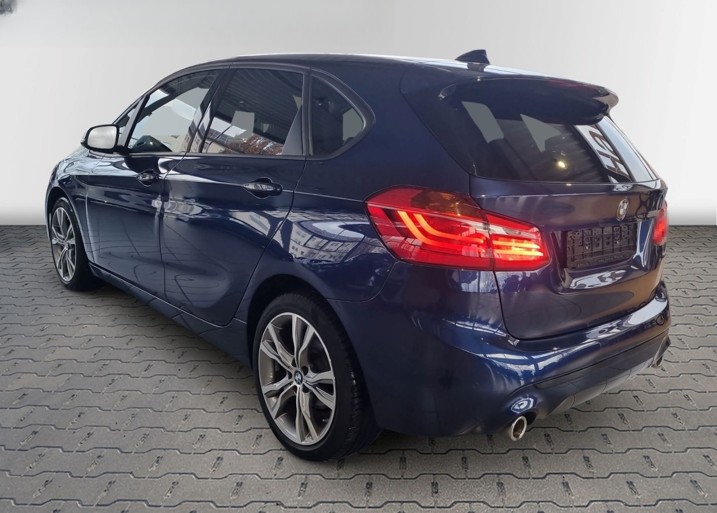 BMW 220 Active Tourer d Sport Line+AHK+LED+KAMERA+DA foto 6