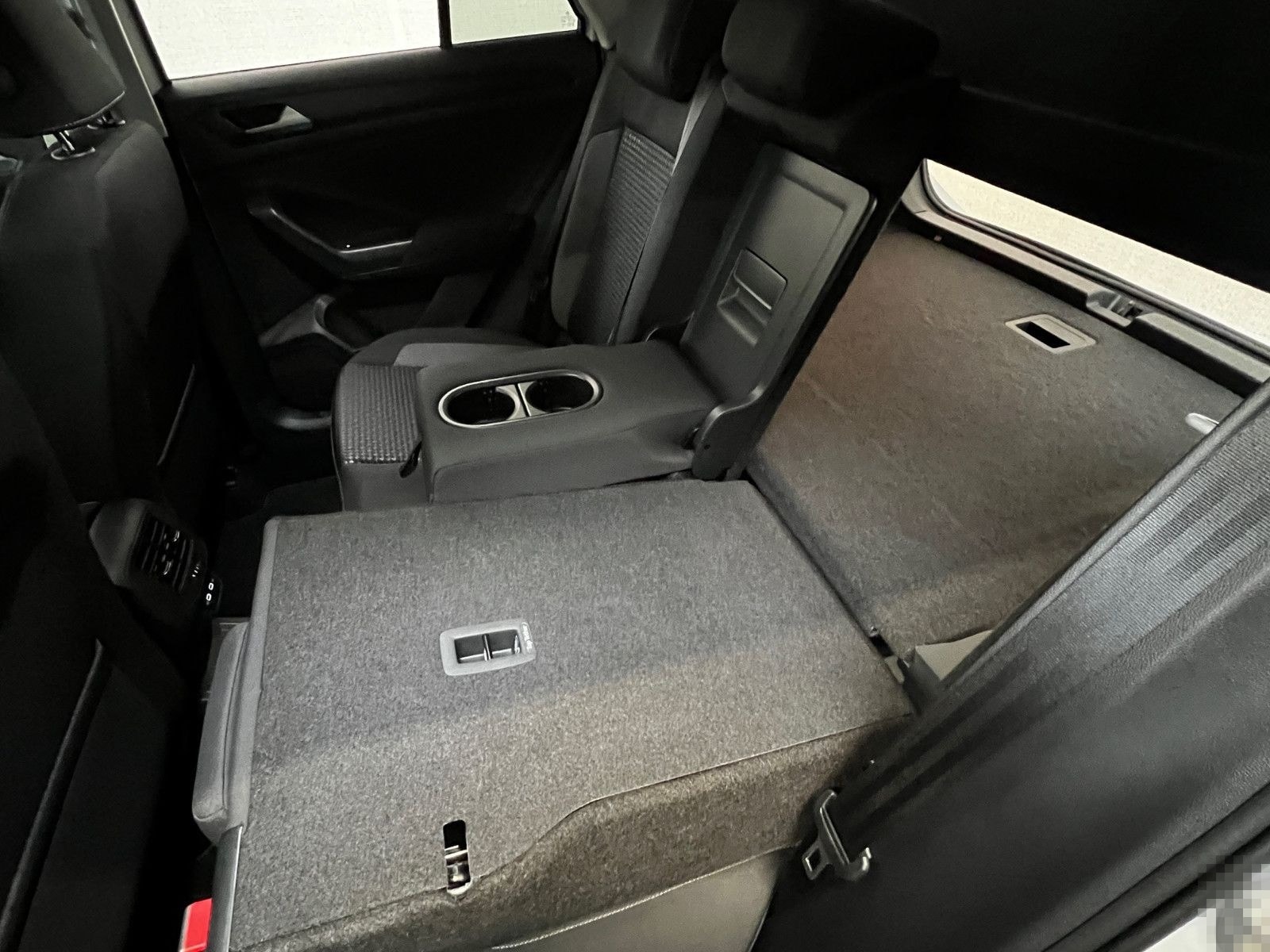 Volkswagen T-Roc 1.5 TSI Active Navi ACC LED SZH 17 Zoll foto 21