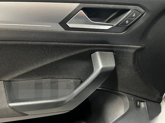 Volkswagen T-Roc 1.5 TSI Active Navi ACC LED SZH 17 Zoll foto 10