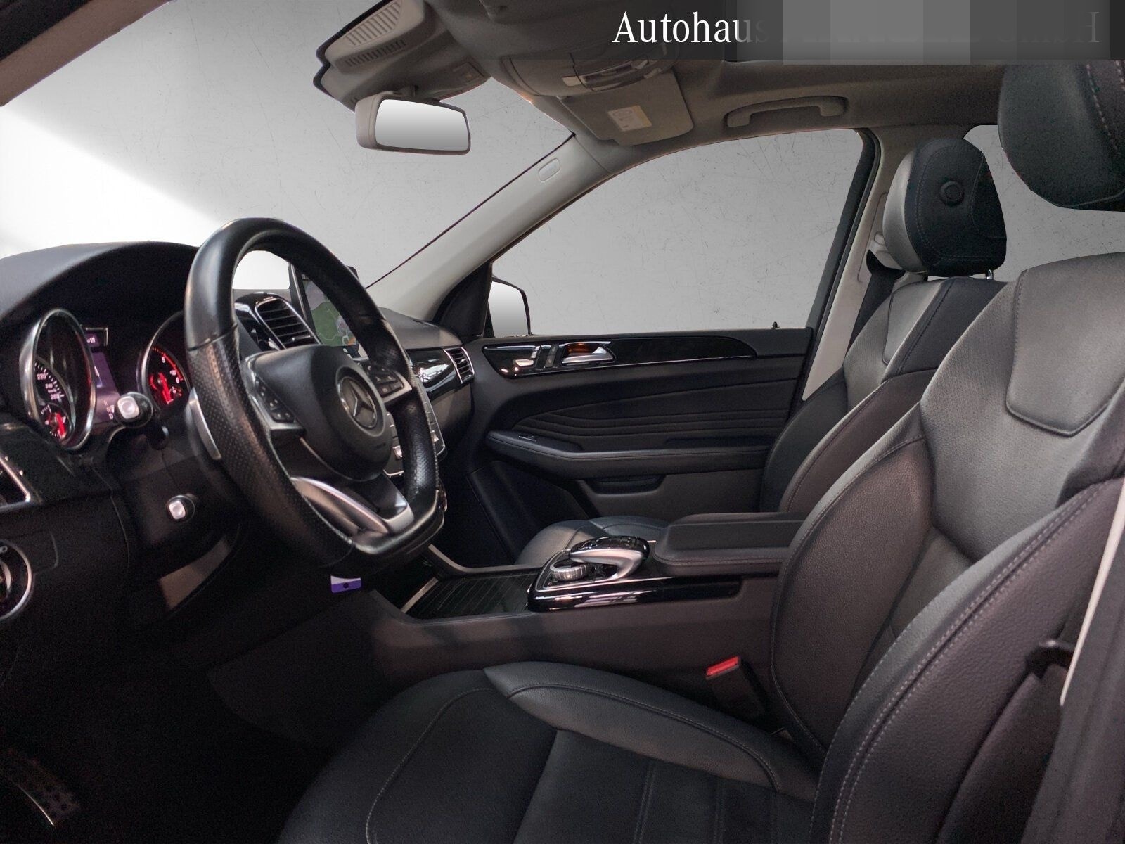 Mercedes-Benz GLE 350 d 4M AMG Line AIRM AHK Pano Kamera Totw. foto 8