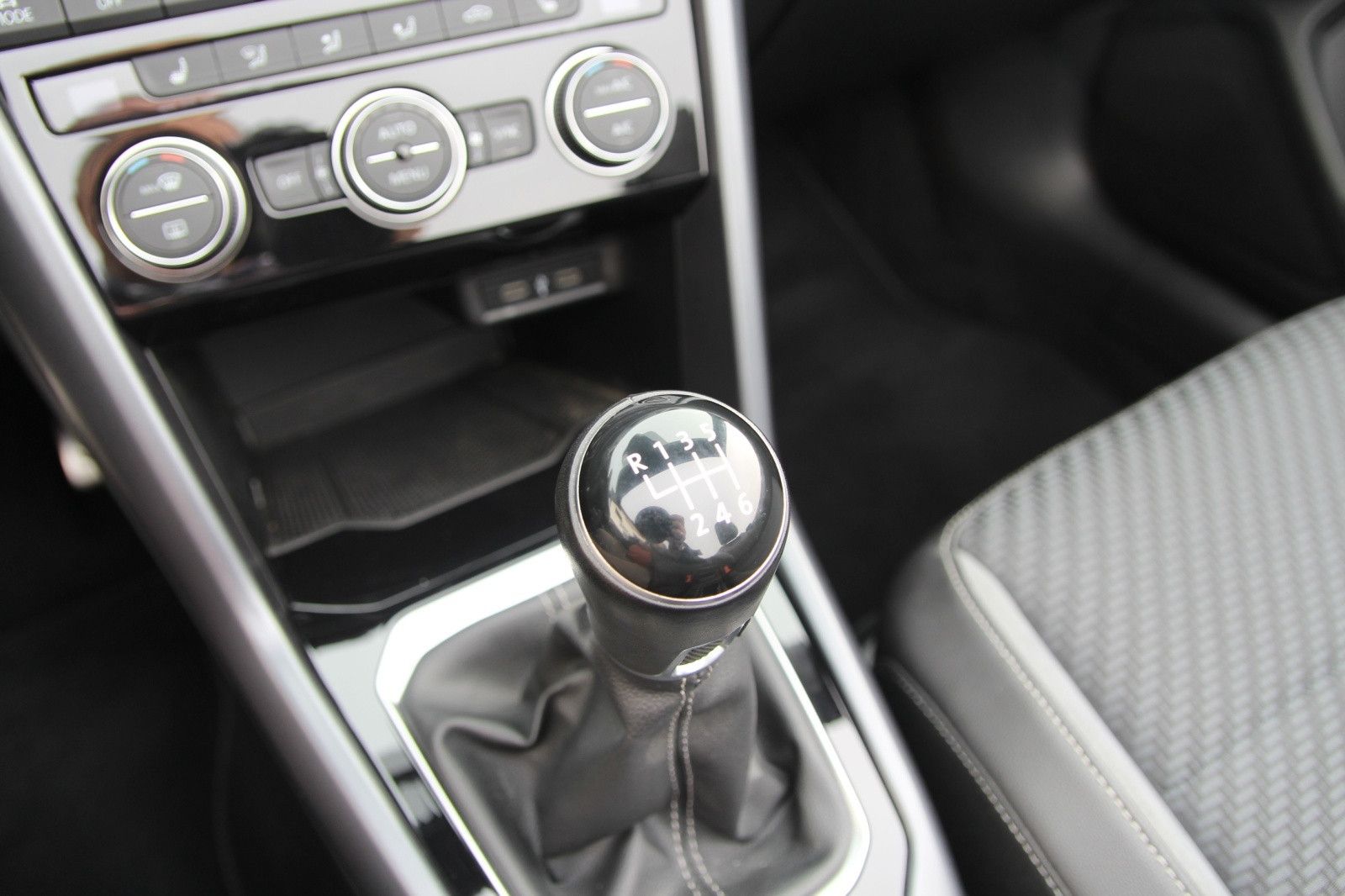 Volkswagen T-Roc Cabriolet R-Line/LED/Kamera foto 22