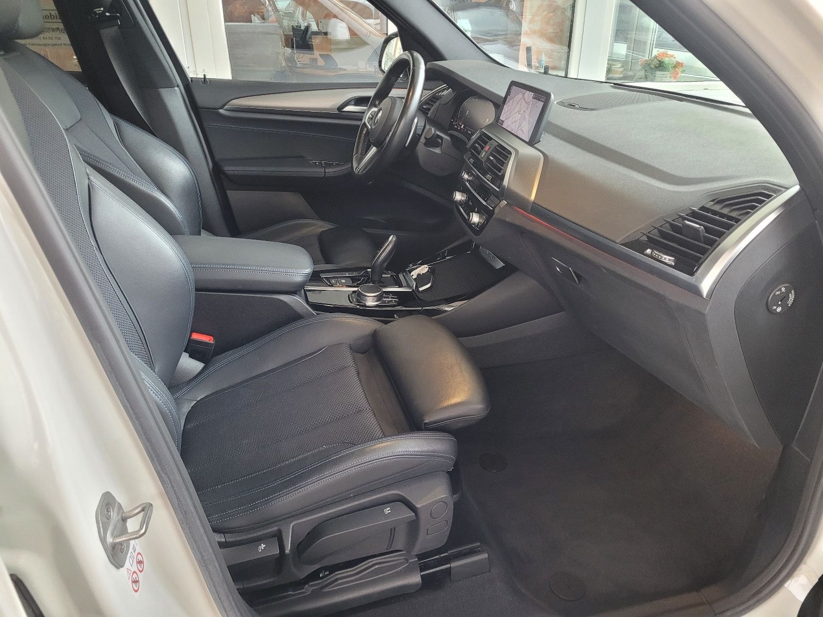 BMW X3 xDrive 20 d M Sport "AHK/HUD/Pano/Alu 20" foto 10