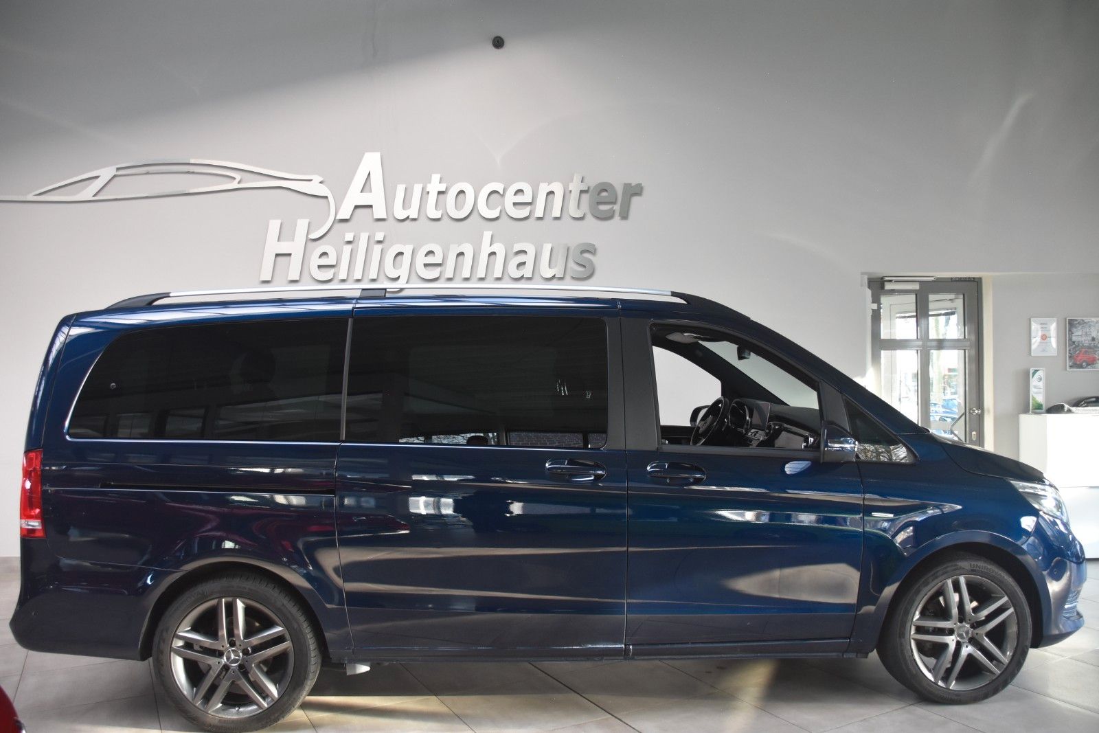 Mercedes-Benz V 250d EXCLUSIVE EDITION 4MATIC lang NP 84.184€ foto 2