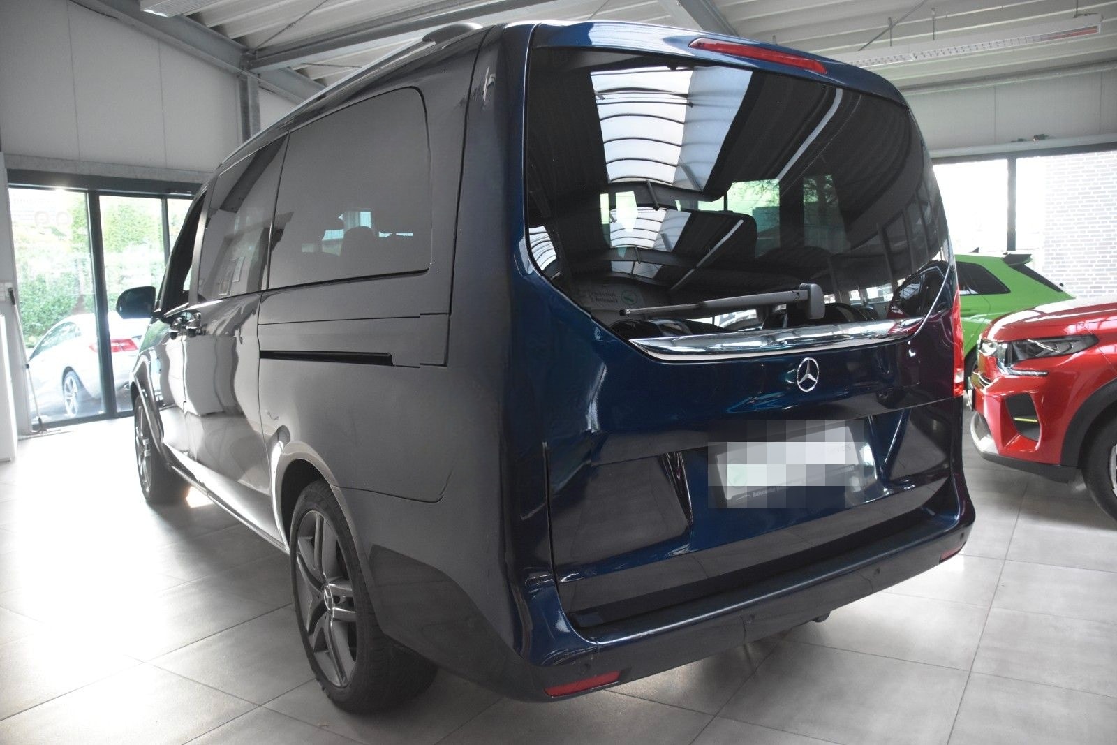 Mercedes-Benz V 250d EXCLUSIVE EDITION 4MATIC lang NP 84.184€ foto 8