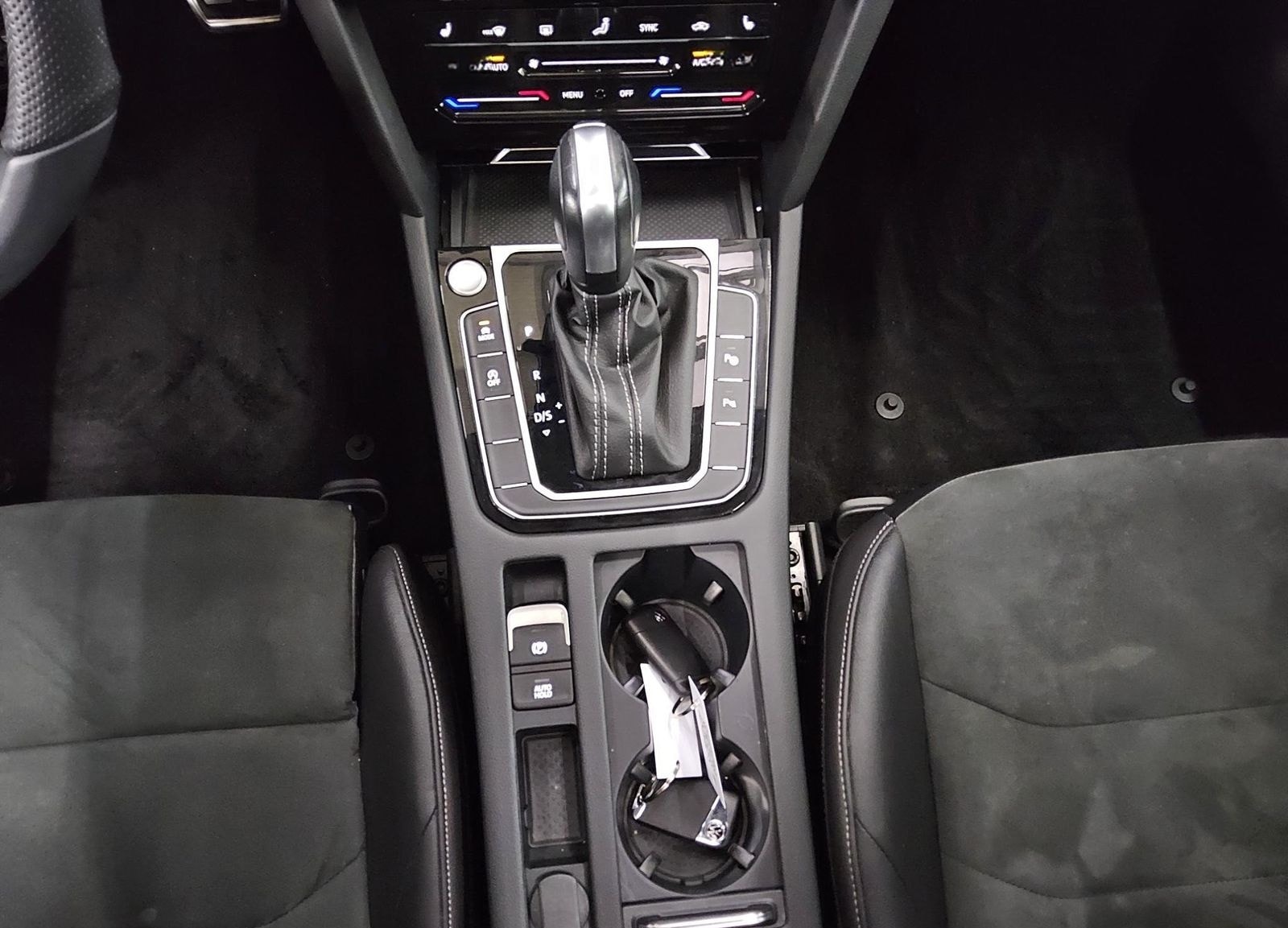 Volkswagen Arteon SB 2.0 TDI 4M R-Line Navi LED DC Pano RFK foto 6