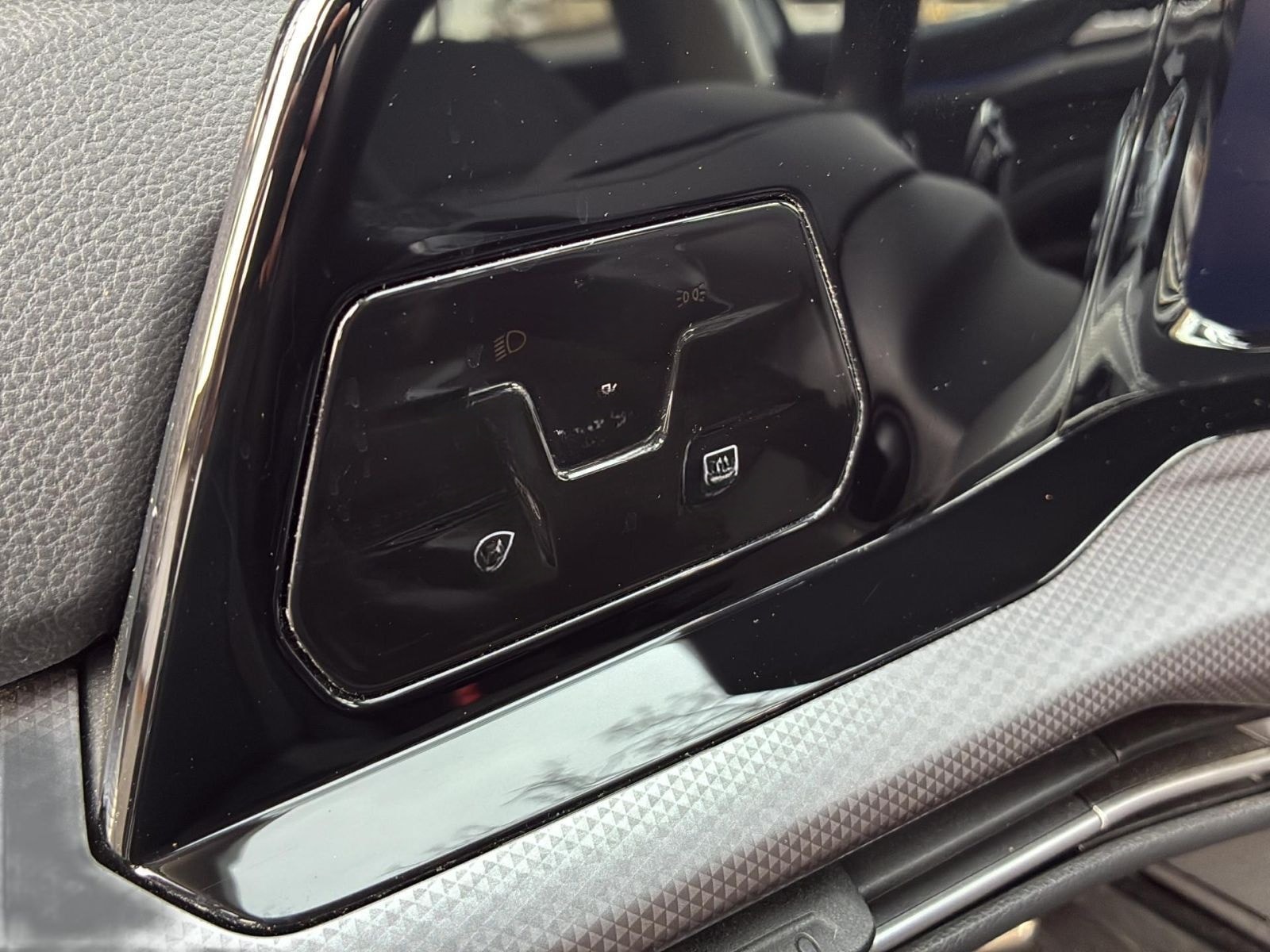 Volkswagen Golf VIII 2.0 TDI Active DSG *PANO*AHK*HuD*ACC* foto 12