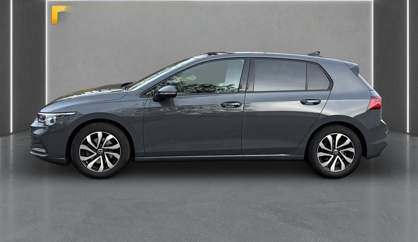 Volkswagen Golf VIII 2.0 TDI Active DSG *PANO*AHK*HuD*ACC* foto 4