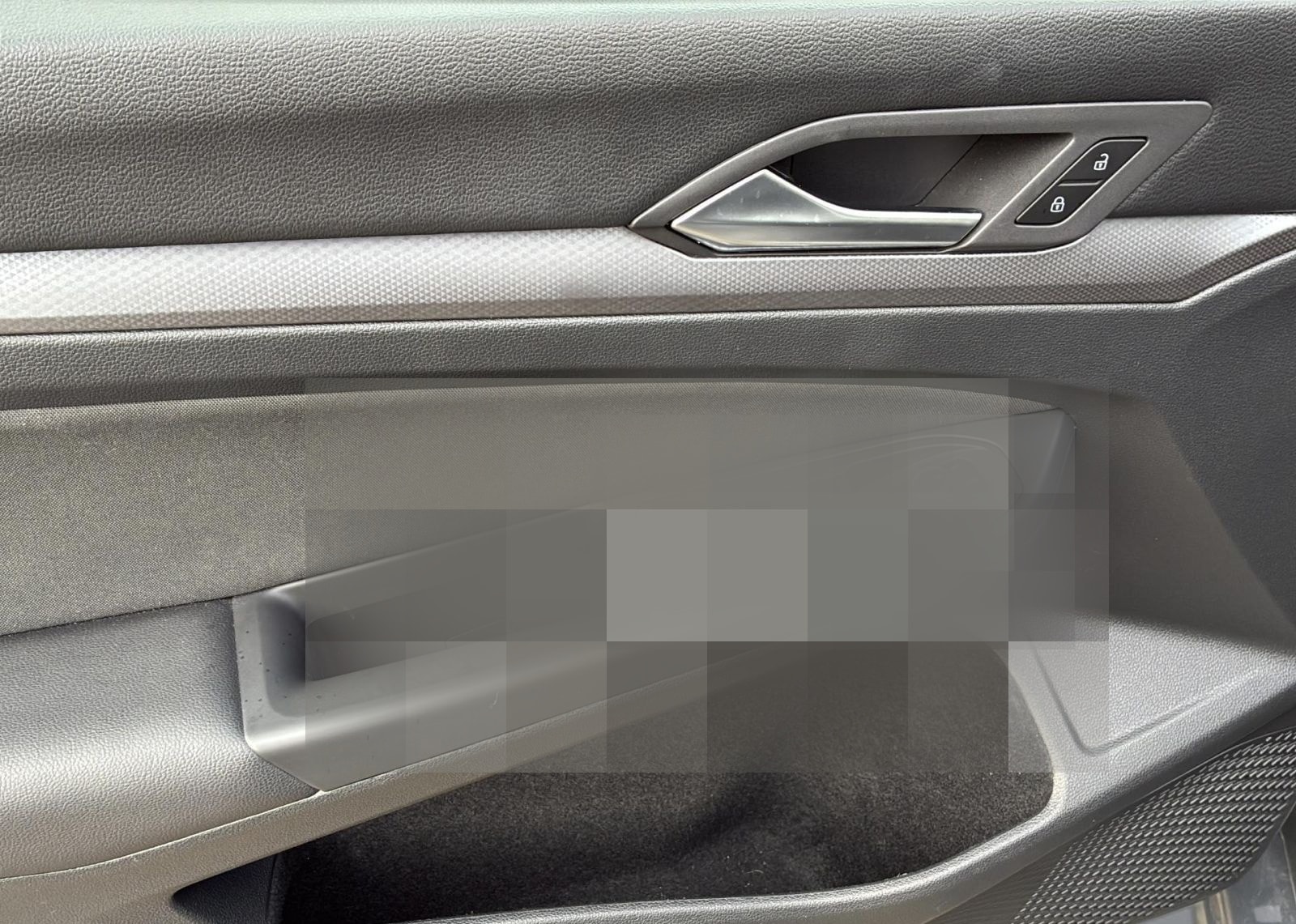 Volkswagen Golf VIII 2.0 TDI Active DSG *PANO*AHK*HuD*ACC* foto 7