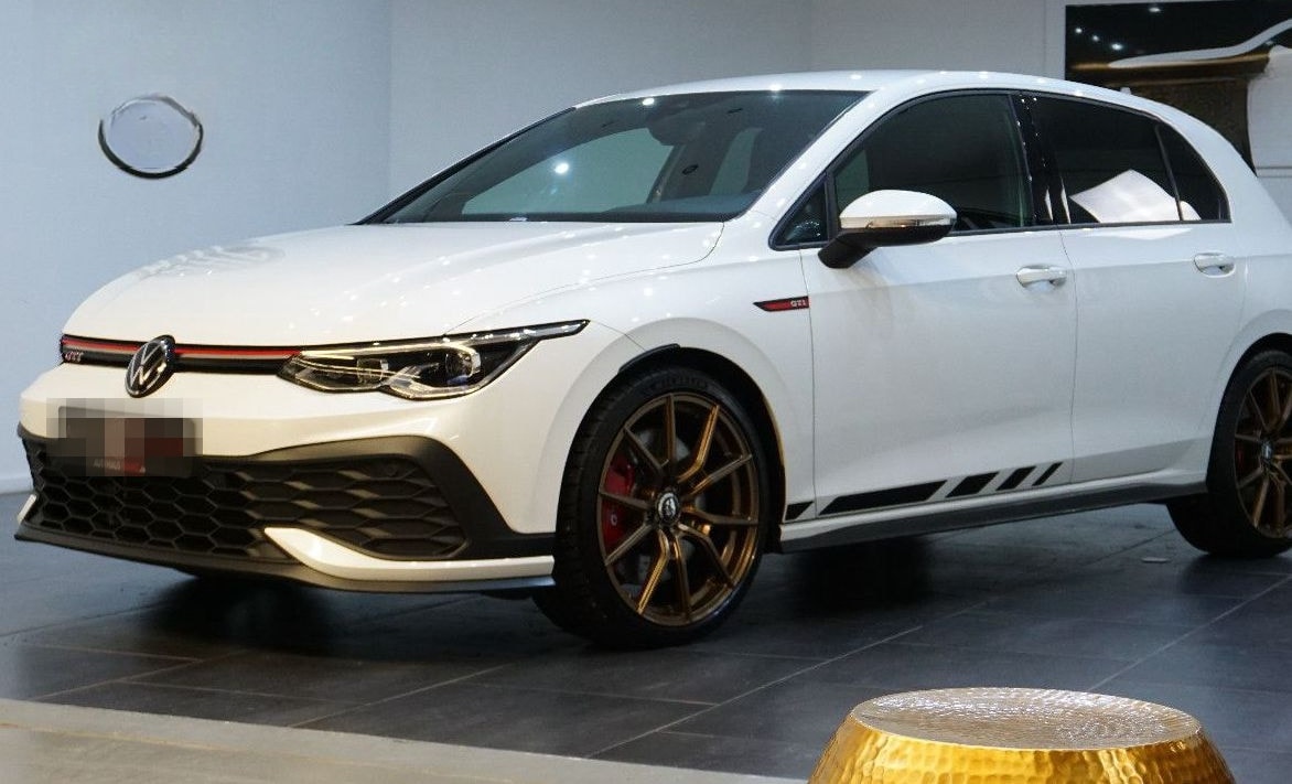 Volkswagen GTI VIII Clubsport *Oryx-Weiß Perlmutt*HarmanK* foto 1