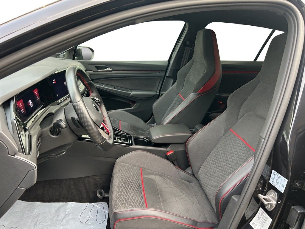 Volkswagen Golf VIII 2.0 TSI DSG GTI Clubsport HARMAN*HEADU foto 11