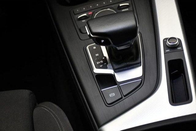 Audi A4 Avant 40TFSI S tronic sport NAVI/XENON/SITZHZ foto 6