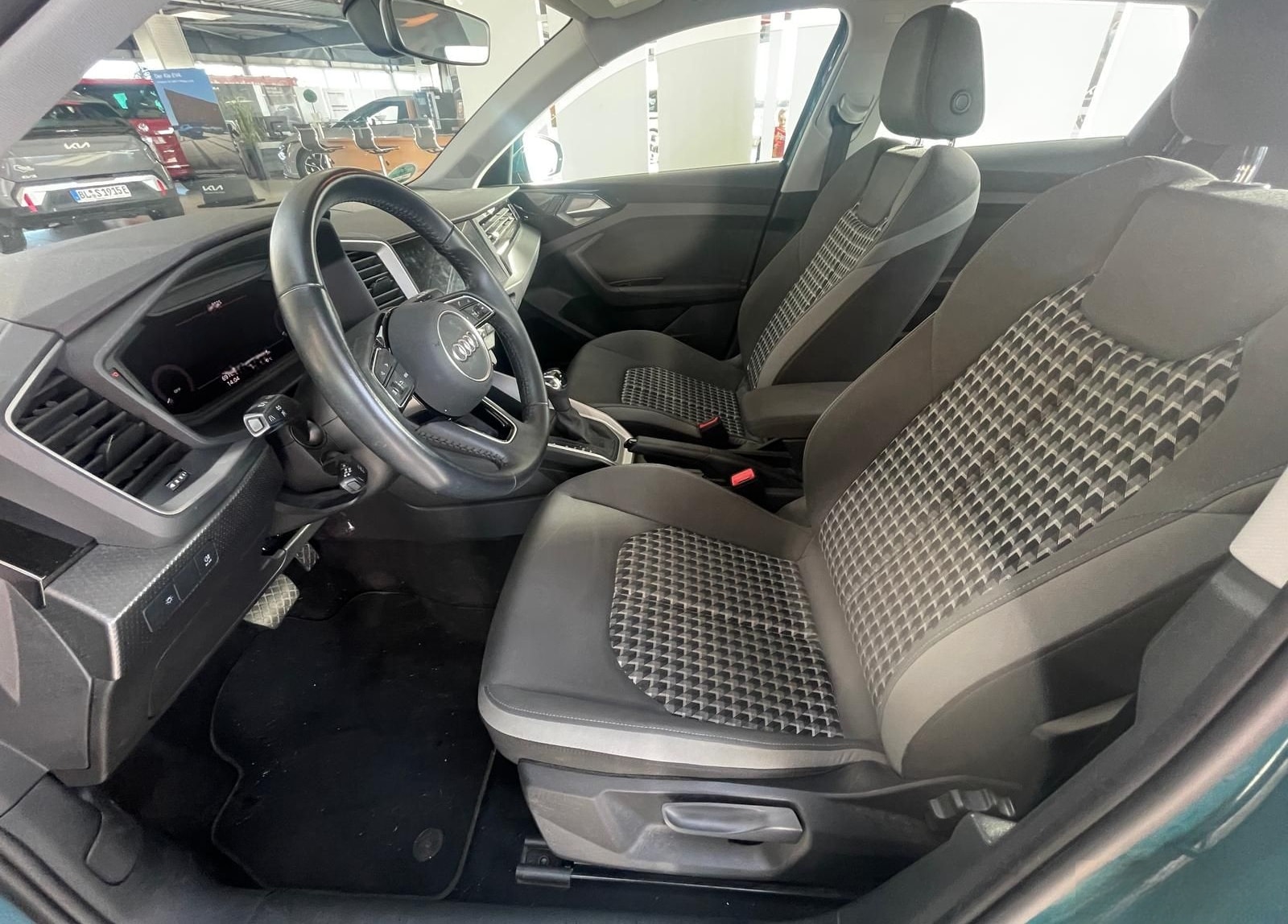 Audi A1 Sportback 1.0 TFSI 30 advanced+Automatik+uvm+ foto 9