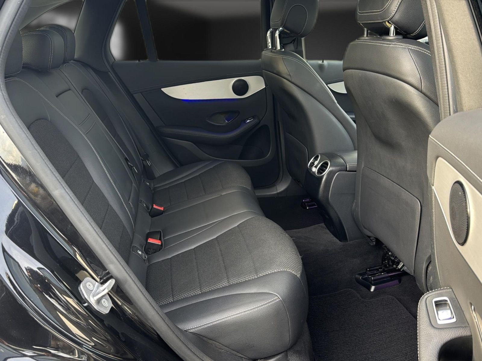 Mercedes-Benz GLC 300 de VIRTUAL*Sound*Distro*20*Mubeam*Kamera foto 24